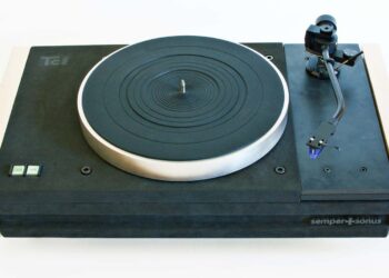sempersonus-te1-first-turntable
