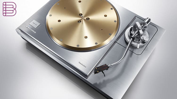 technics-sp10r-and-sl1000r-reference-turntables-3.jpg