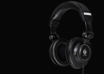 adam-audio-studio-pro-sp5