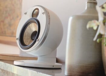 focal-dômeflax-miniature speakers4