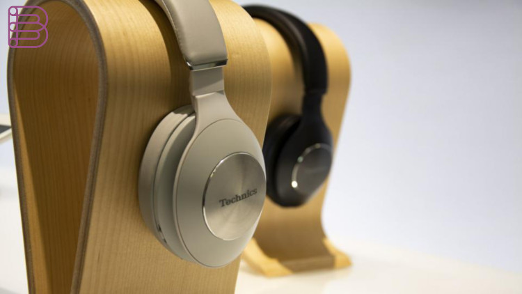 technics-wireless-headphones-3.jpg