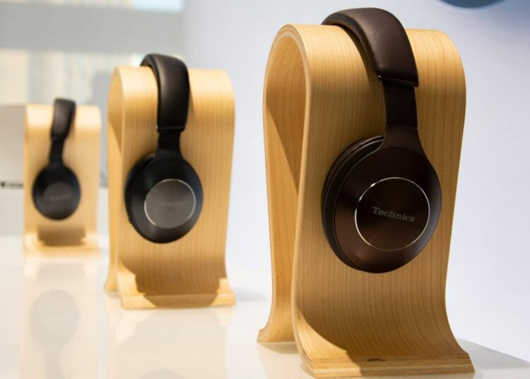 technics-wireless-headphones