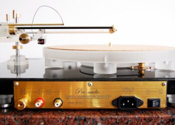 preaudio-BT-1301SE-turntable1