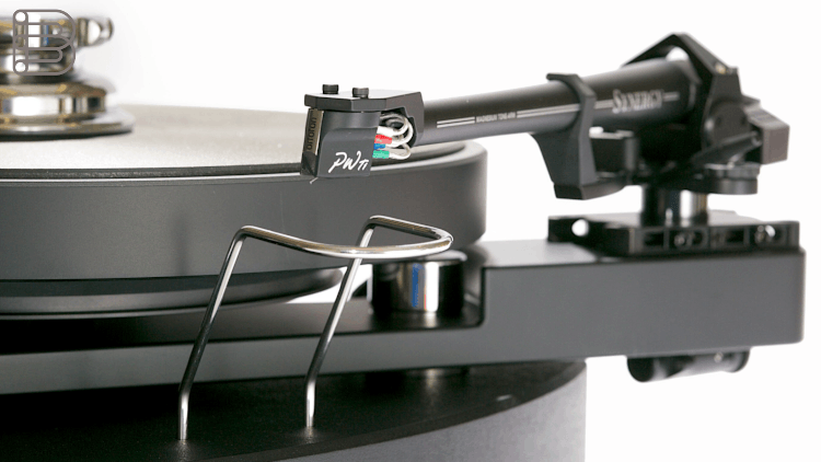 sme-audio-synergy-turntables-1