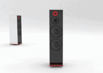 stenheim-alumine-three-loudspeakers