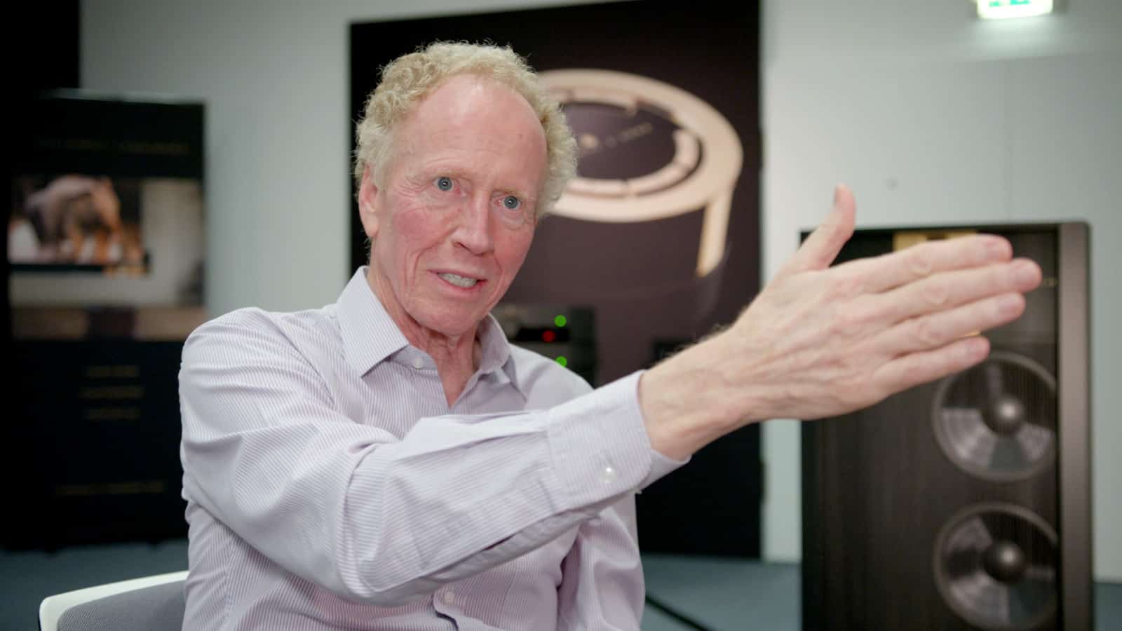 peter-lyngdorf-surround-with-4-speakers