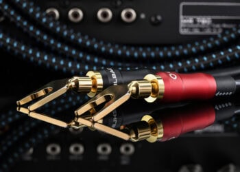 oehlbach-transform-dual-plug-speaker-cable
