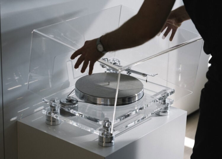 musical-fidelity-m6xtt-turntable-now-available