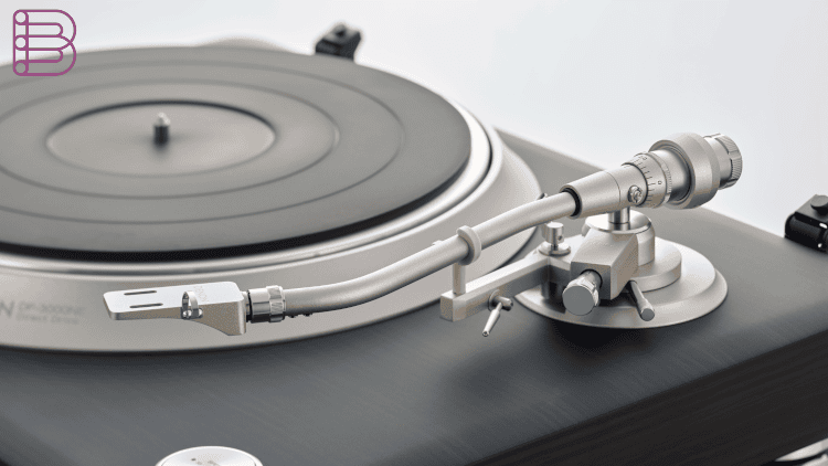 The-Denon-DP-3000NE-Turntable-1