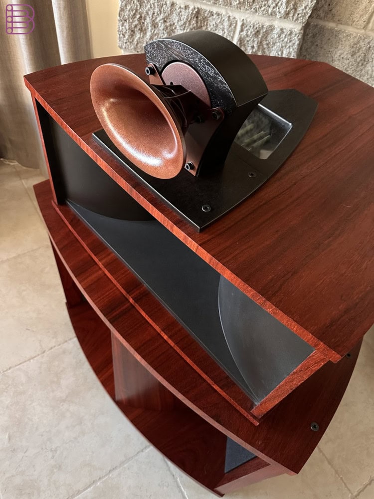 Volti-Audio-Vittora-Speaker's-1
