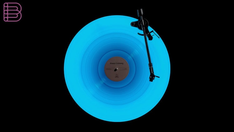 Audio-Technica-Launches-Hotaru-Turntable-2