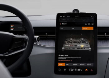 polestars-3-abbey-road-studios-mode-redefines-in-car-audio-excellence