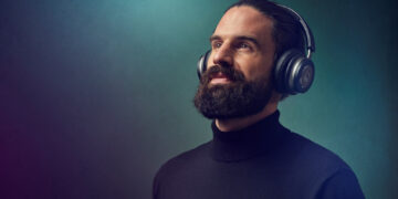 Free-DALI-IO-6-Black-with-the-Purchase-of-a-Pair-of-Rubikore-Speakers