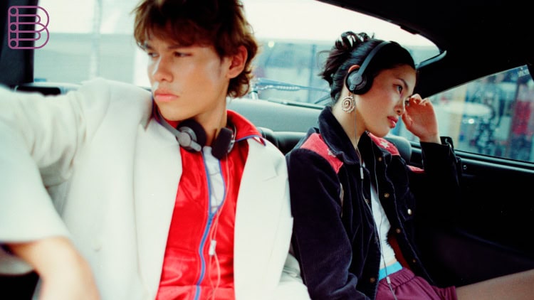 Gadhouse-Unveils-Wesley-A-Retro-Inspired-Headphones-Straight-Out-of-the-‘80s-2
