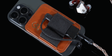 Campfire-Audio's-Portable-DAC-Wallet-and-Time-Link-Cable