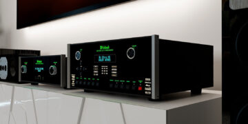 McIntosh-MX123-A:V-Processor-with-Qobuz-Connect-Support