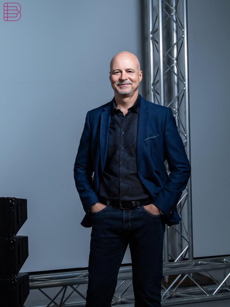 d&b-Group-Announces-Leadership-Transition-1