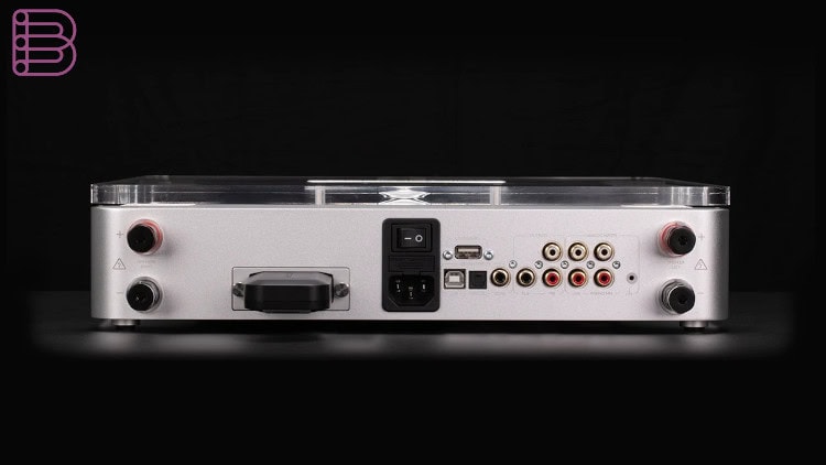 micromega-revives-legacy-with-m-amp-solo-integrated-amplifier-3