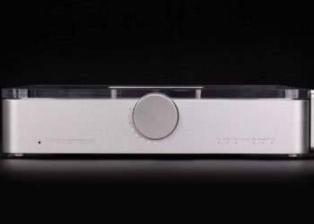 micromega-revives-legacy-with-m-amp-solo-integrated-amplifier