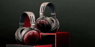 FiiO-Unleashes-FT13-Headphones,-B15-R2R-Desktop-Receiver,-and-Air-Link-Bluetooth-Transmitter