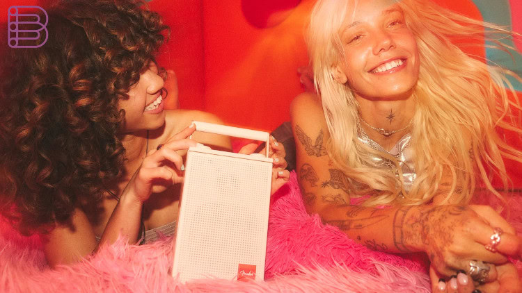 fender-audio-enters-premuim-personal-audio-with-elie-portable-speakers-and-mix-headphones-2