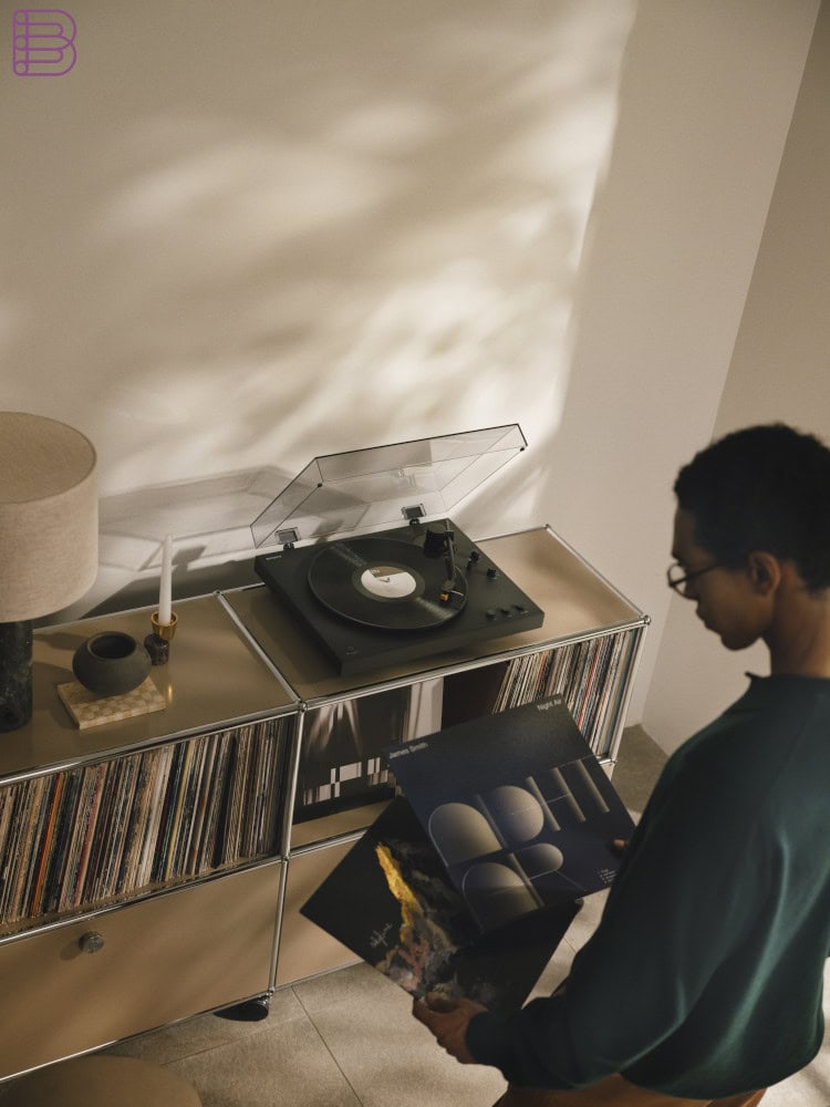 sony-introduces-wireless-turntables-2