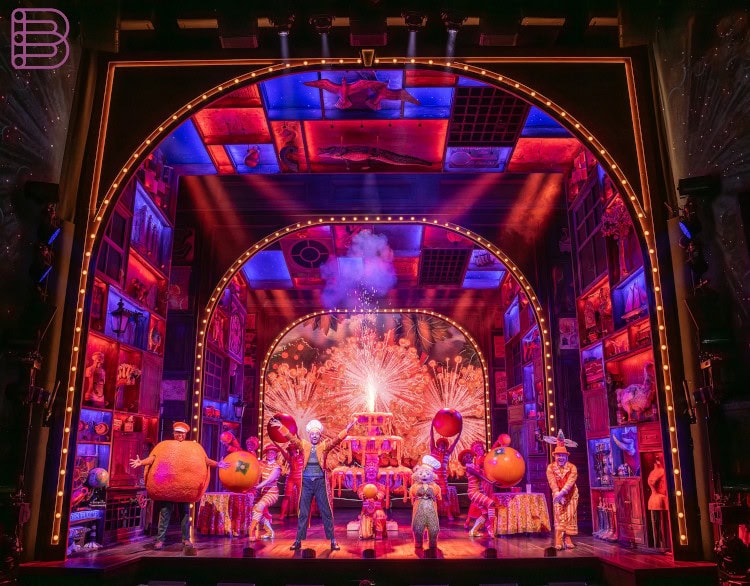 Panasonic-Brings-Immersive-Projection-to-Life-in-Paddington-The-Musical-2