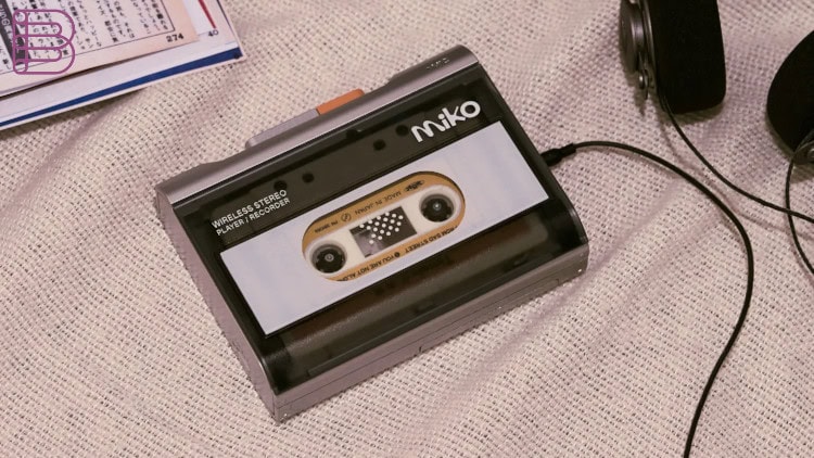 Gadhouse-Unveils-Miko-Cassette-Player-2