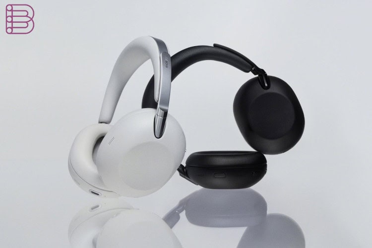 sony-launches-1000x-the-collexion-3