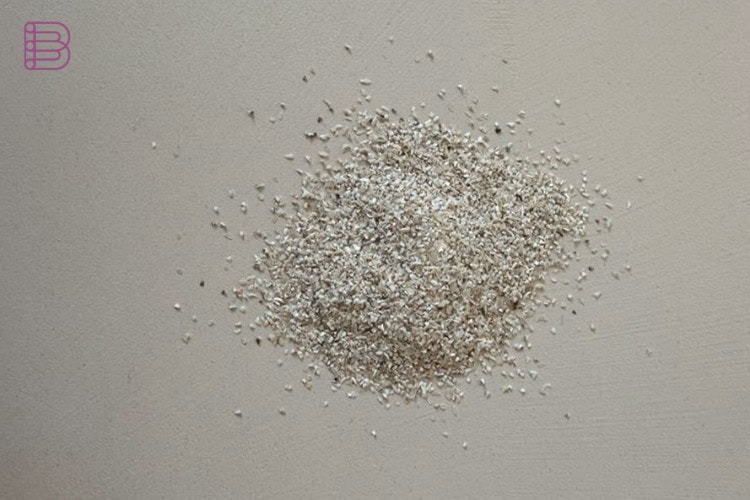 Focal Diva Utopia Natural Sand mineral finish detail