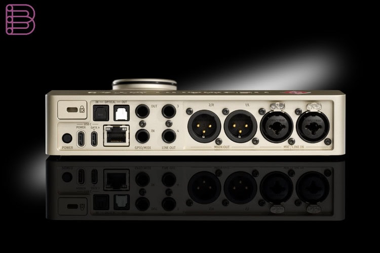 neumann-rolls-out-firmaware-2.0-for-the-mt48-4