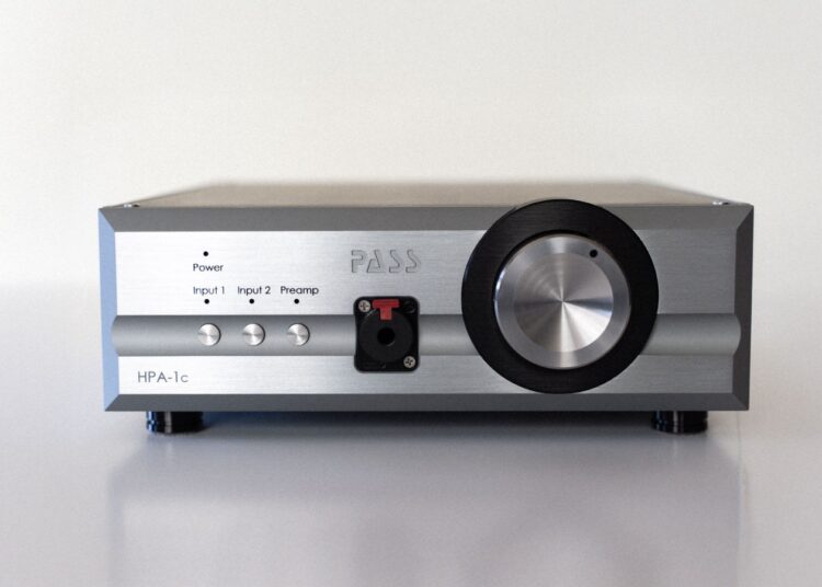 Pass Labs HPA-1c headphone amplifier and preamplifier