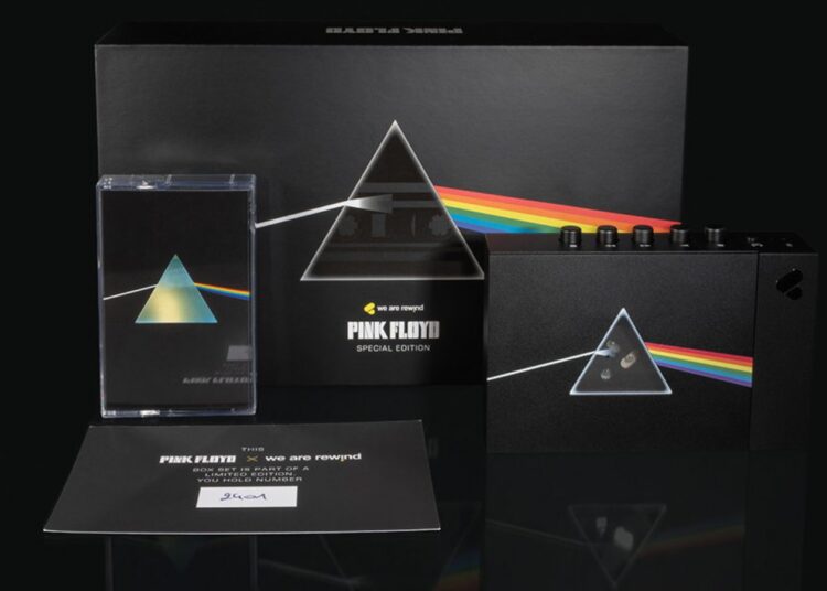 We Are Rewind WE-001 Pink Floyd Edition cassette player box set with Dark Side of the Moon cassette