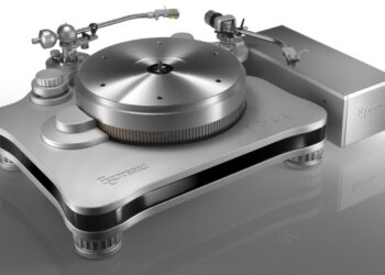 Esoteric T-01 turntable with MagneDrive contactless drive system and power supply unit