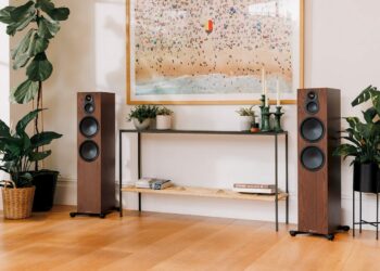 Monitor Audio Silver Series 8G walnut floorstanding speakers in a living room