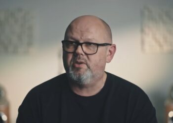 Bowers & Wilkins spokesperson discussing the precision engineering behind the 800 Series Diamond D5