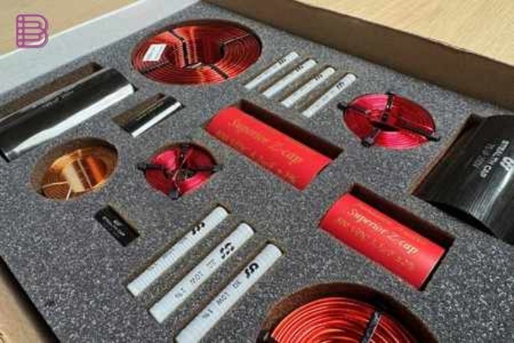 CSS Audio Veritas Three crossover with Stealth Cap capacitors and steel-laminate inductors