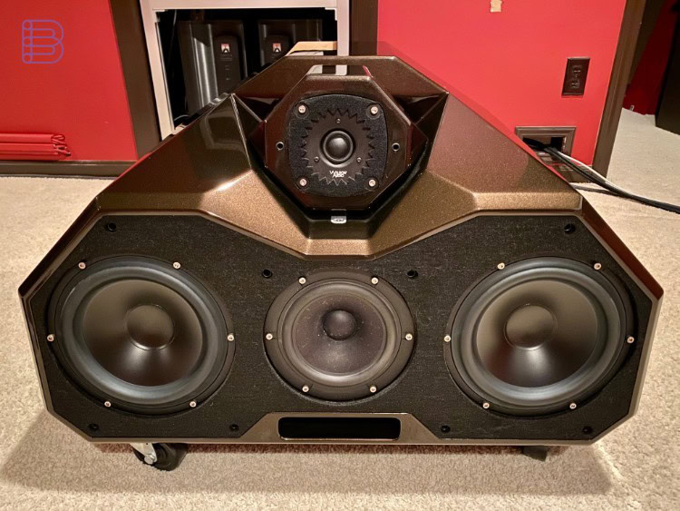 Wilson Audio Mezzo center channel speaker in the devAAudio showroom