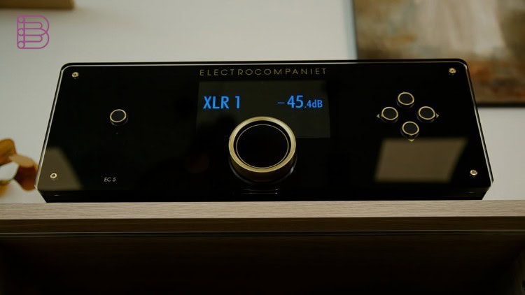 Electrocompaniet EC 5 preamplifier front panel with volume display and control knob