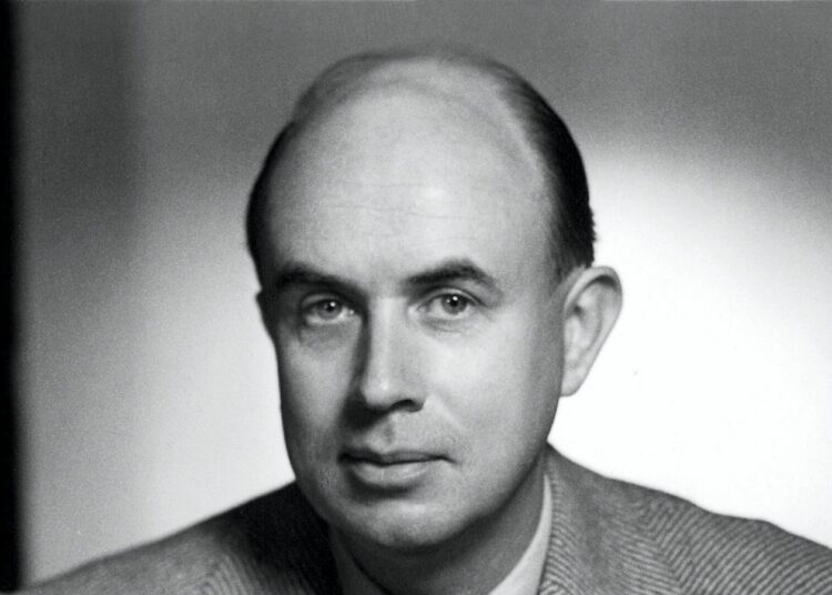 Official historic portrait of Prof. Dr. Fritz Sennheiser, founder of Sennheiser