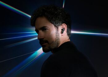 Kenwood GLASS Core Pro KH-CRZ100T wireless earbuds