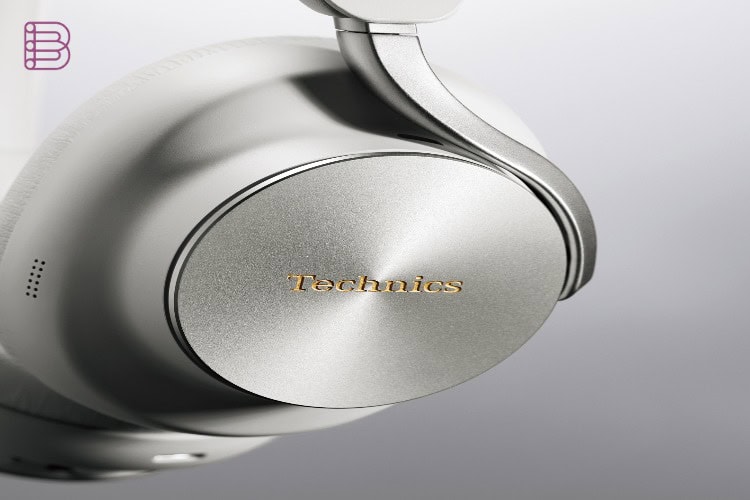 Close-up of the Technics EAH-A1000 earcup with Technics branding