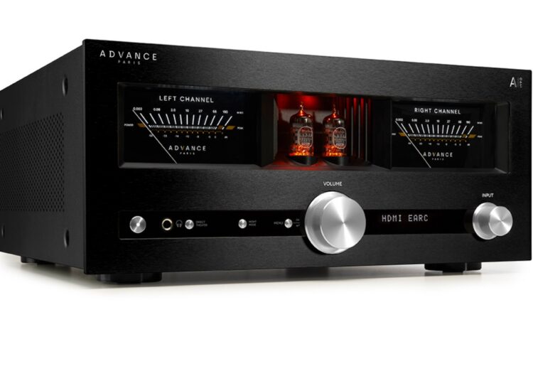 Advance Paris A-i190 NOVA integrated amplifier, three-quarter view