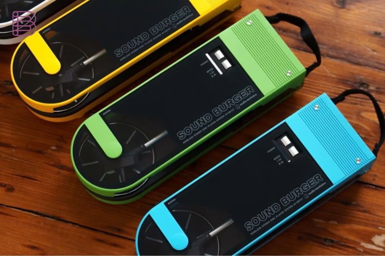 Audio-Technica Sound Burger AT-SB727 in green and blue side by side