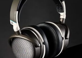 Audeze Maxwell 2 with Obsidian Prestige Leather ReSkin cover