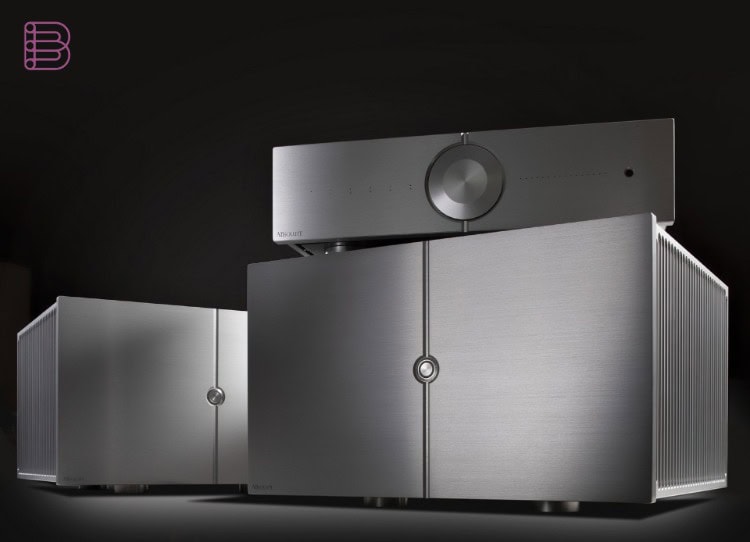 Audio Analogue ABsolute preamplifier and monoblock amplifiers