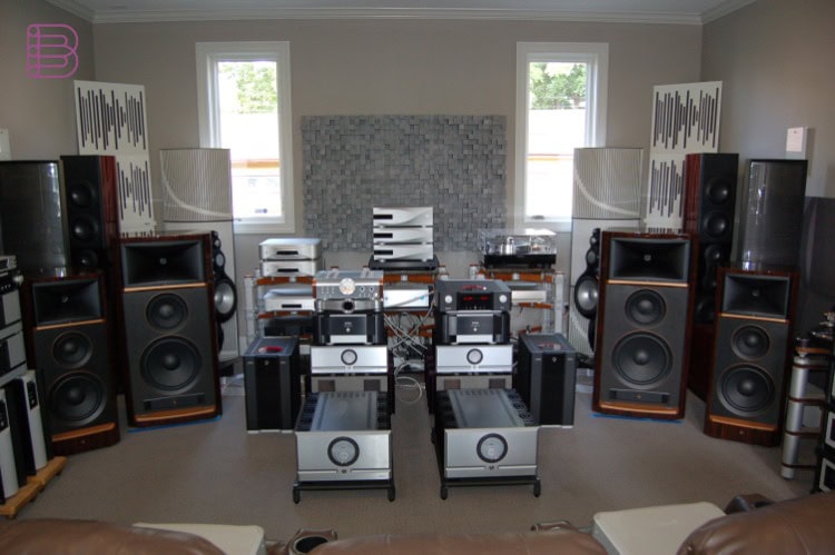 Audio Solutions listening room with JBL Summit Everest loudspeakers on display