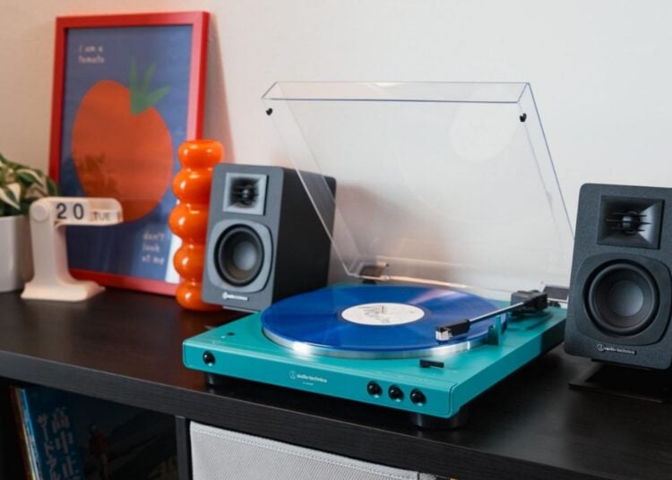 Audio-Technica AT-LP60XBTTL teal platenspeler