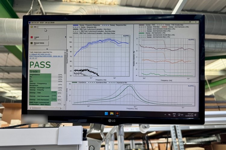 Klippel test station showing a pass result