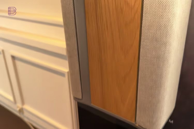 Light oak finish and fabric of the DALI Vega